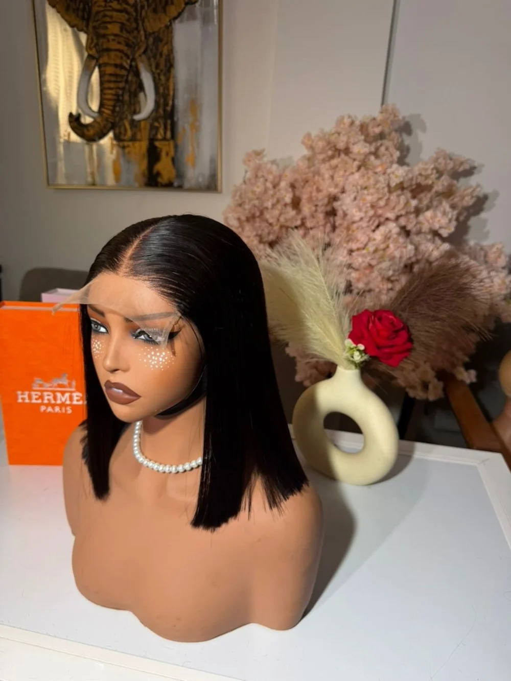 Sleek Black Middle Part Straight Bob Lace Front Wig - Style